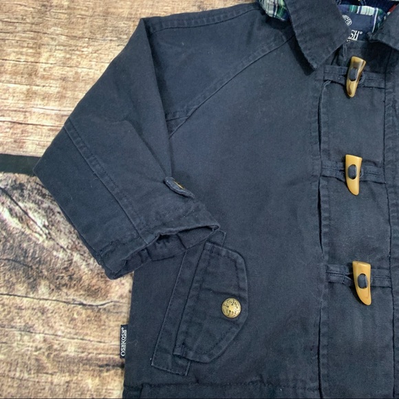 Boys blue coat by OshKosh is in excellent condition. Size 18 months - Picture 5 of 10
